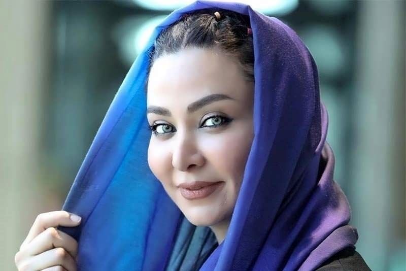 خانم بازیگر: با "یک گاز کوچولو" به خارج میرویم