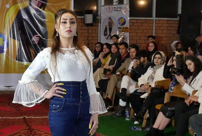 ببینید: رقابت زیبایی میان مدلهای زن و مرد افغان