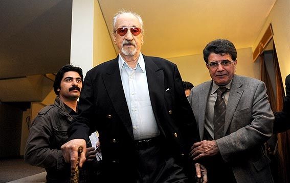 ستاره سالهای دور موسیقی ایران در بیمارستان بستری شد