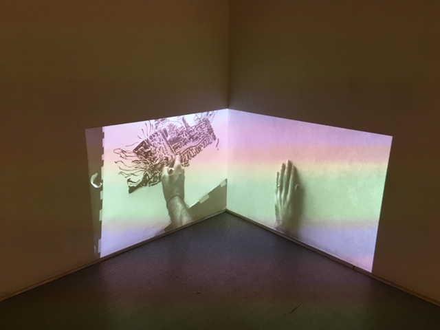 نمایشگاه طراحی­‌ های جعفر صادقی با عنوان «منظر گم» در گالری آ 