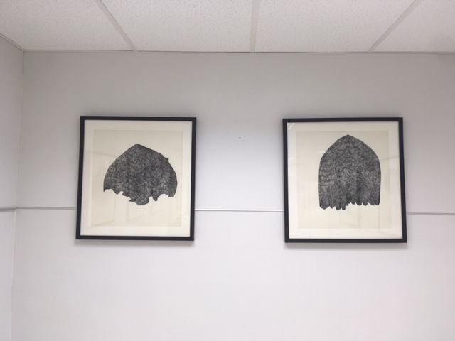 نمایشگاه طراحی­‌ های مرضیه آشیان با عنوان «مطالعه ­‌ای در فرم سیاه» در گالری افرند